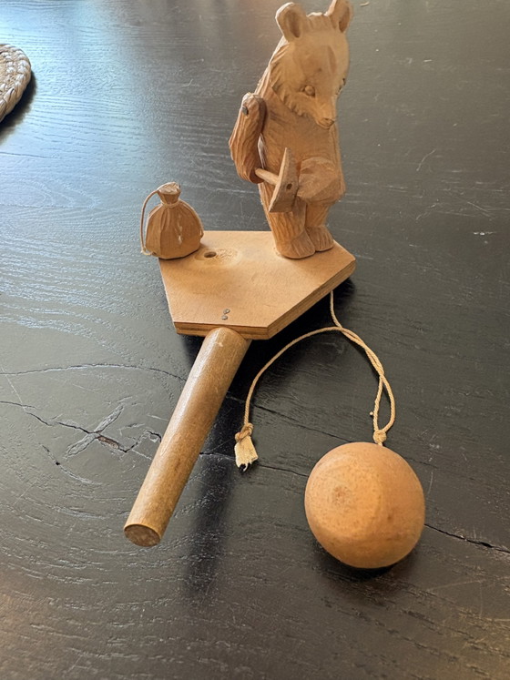 Image 1 of 2 antieke handgesculpteerde speelgoedberen USSR