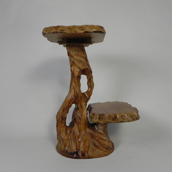Image 1 of Plantentafel met 2 plateaus, vintage houtsnijwerk, VS jaren 50