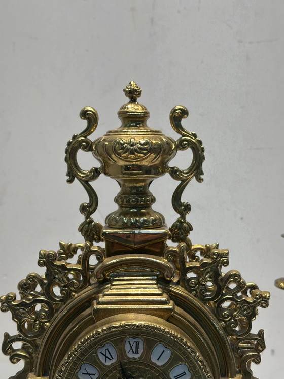 Juego de reloj de sobremesa de cobre de estilo antiguo con dos candelabros – Relojes (photo 3 of 8)