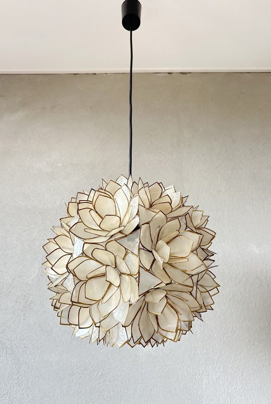 Image 1 of Lampada a sospensione vintage Capiz