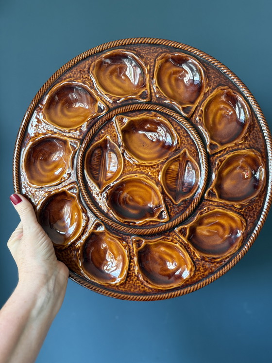 Image 1 of St.Clement XL vintage oesterschaal bruin