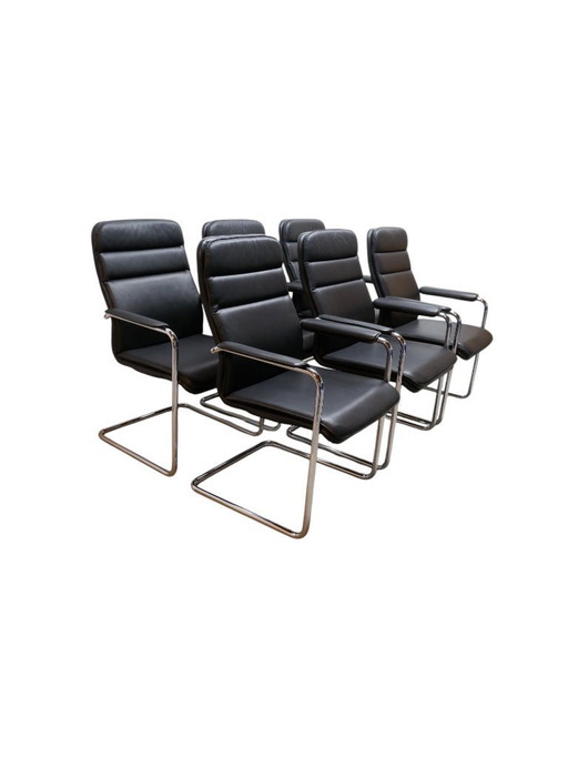 Set of 6 leather Thonet chairs