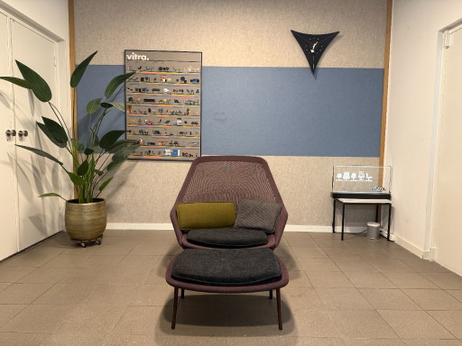 Vitra | Bouroullec | Slow Chair + Ottoman | Morado | 1 pieza