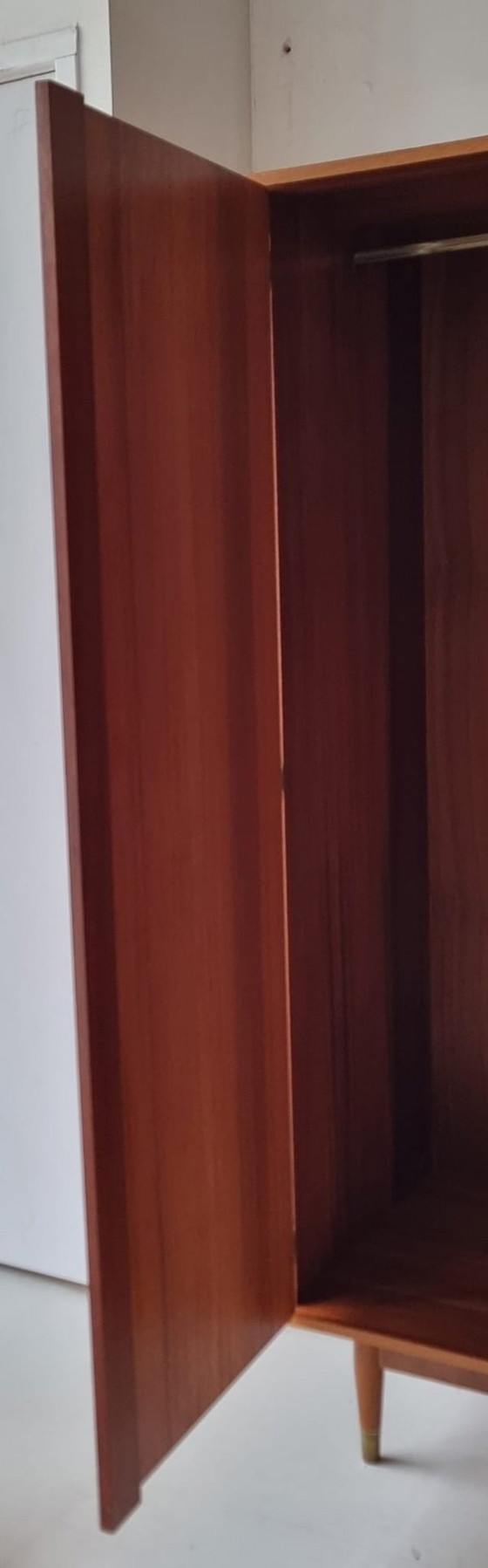 Image 1 of Armario de mediados de siglo