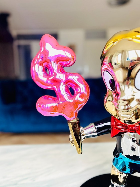 Image 1 of sculpture de Richie Rich, figure pop art, art design, graffiti, art moderne, nouveau