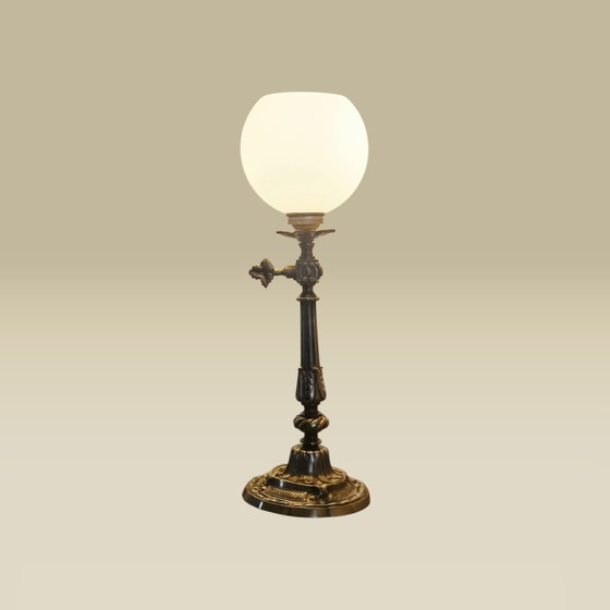 Image 1 of Lampe bronze ciselé style Napoléon III - Époque fin XIXeme 