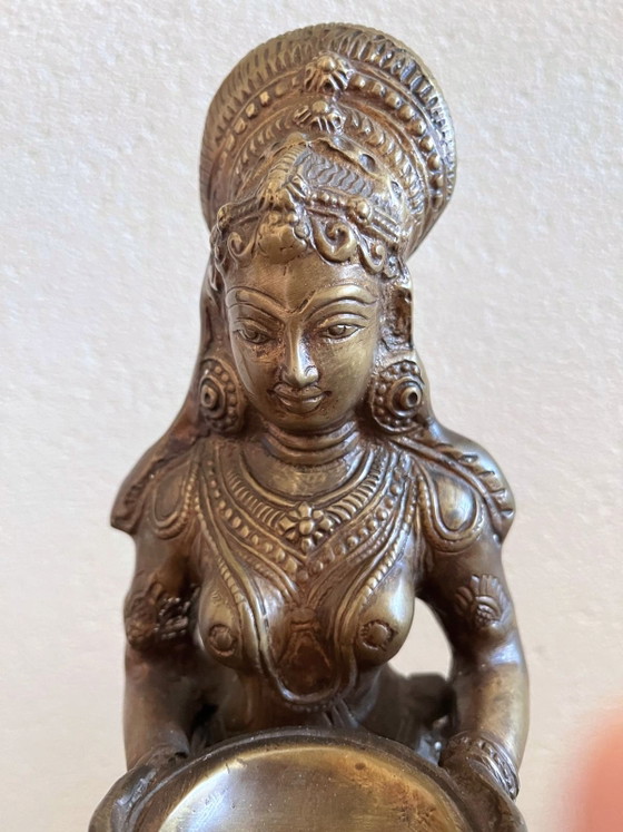 Image 1 of Groot vintage messing Deepalakshmi-beeld / olielamp – 45 cm (3,5 kg)