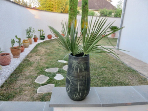 Important ceramic vase by Francisco Figueras, Catalonia, Spain