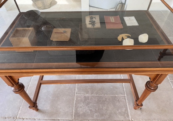 Image 1 of Iconic Bozar display cabinets – set of 2