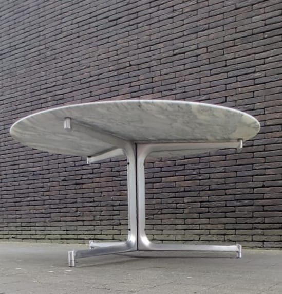 Image 1 of Preben Fabricius and Jorgen Kastholm round dining table, for Kill International