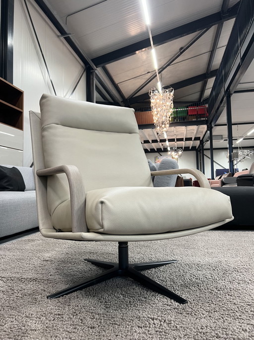 Leolux Kudo Drehsessel Off-White Leder