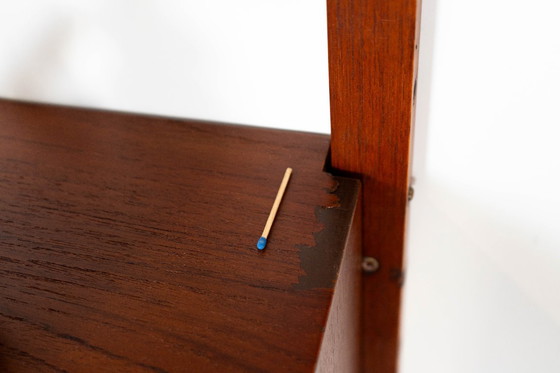 Image 1 of Modulaire wandkast van teakhout, Deens design, jaren 60, gemaakt in Denemarken.