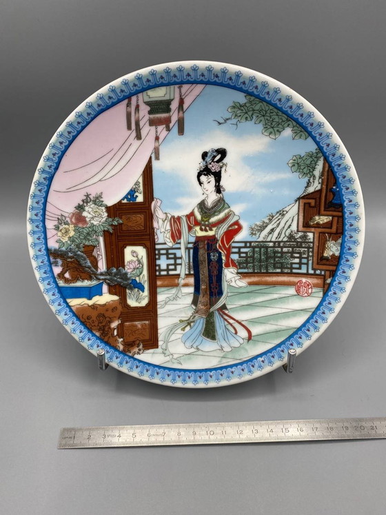 Piatto in porcellana cinese, serie Wang Xifeng, Sogno della Camera Rossa, Hong Lou Meng – Stoviglie, Porcelain (photo 3 of 4)