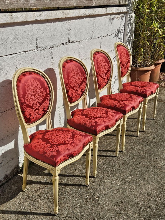 Image 1 of Set van 4 antieke Franse damaststoelen met medaillonmotief - gestoffeerde Louis XVI-stoelen - jaren 1900