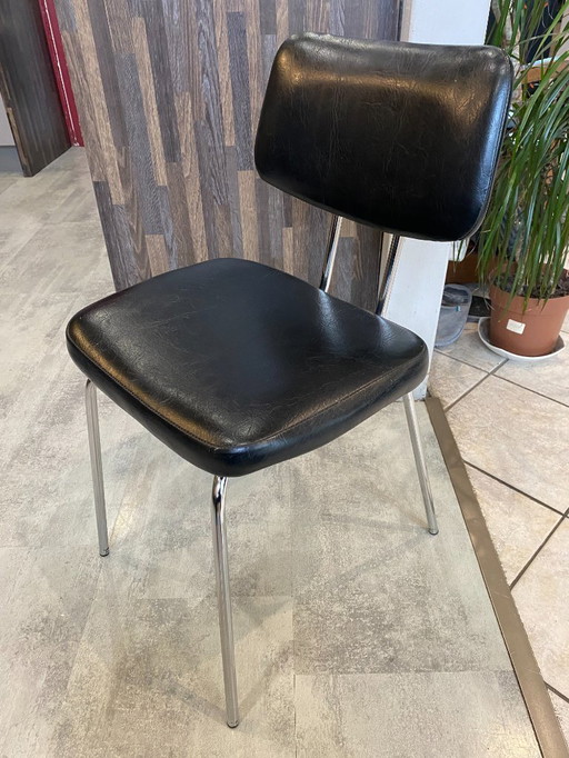 Silla N2 vintage de piel sintética negra de los años 70