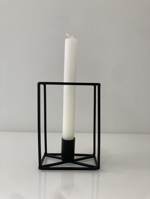 Candle holder