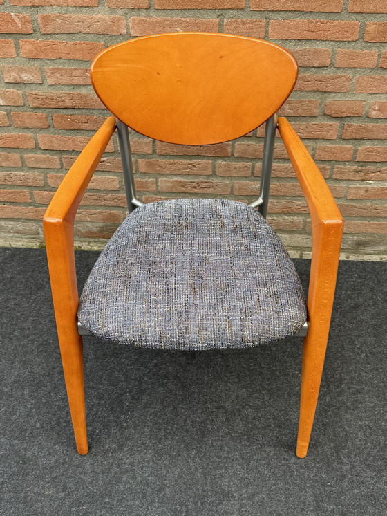 Image 1 of 6 x Memphis Style Stühle