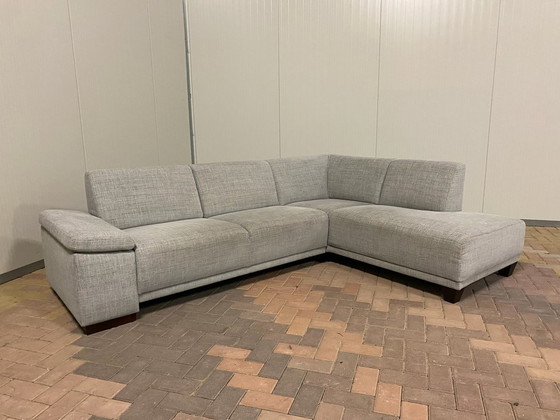 Image 1 of Hermoso sofá esquinero de tela gris