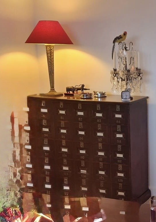 Image 1 of Antieke Kleppenkast / apothekerskast / Notariskast