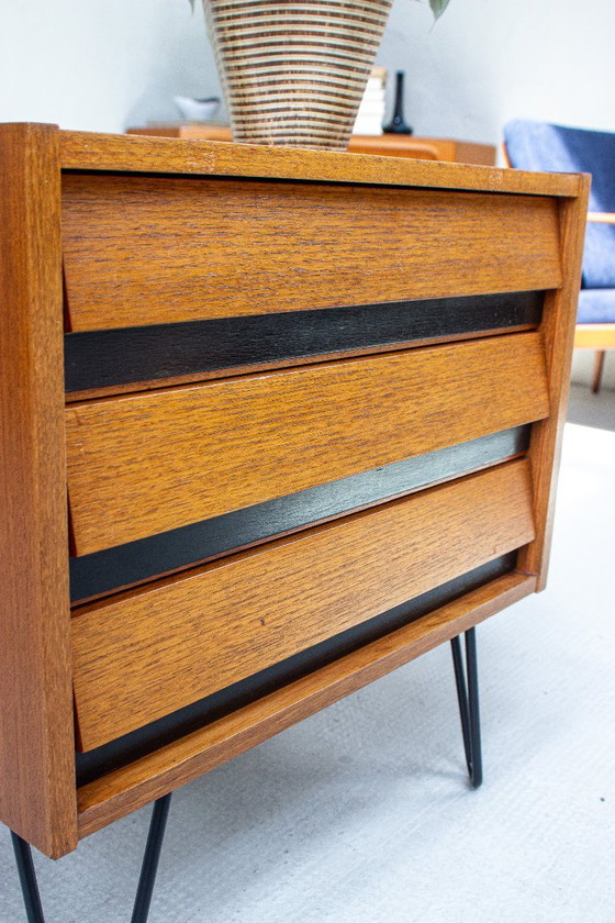 Vintage ladekast, dressoir, bijzettafel, teak, midden 20e eeuw – Ladekasten, Wood (photo 7 of 10)