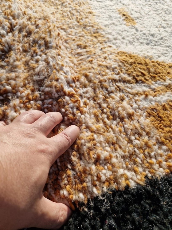 Image 1 of Traditional handmade pure wool rug 150/250 cm