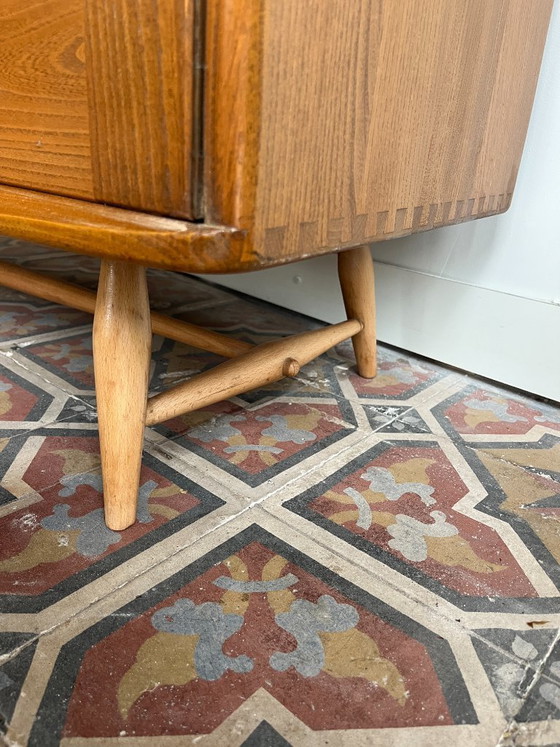 Image 1 of Modelo Windsor 467 – Luciano Ercolani para Ercol (Reino Unido)