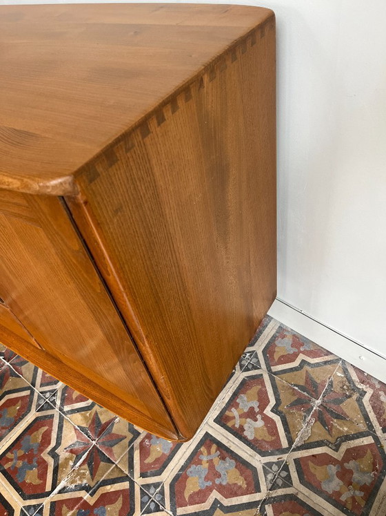 Image 1 of Modelo Windsor 467 – Luciano Ercolani para Ercol (Reino Unido)