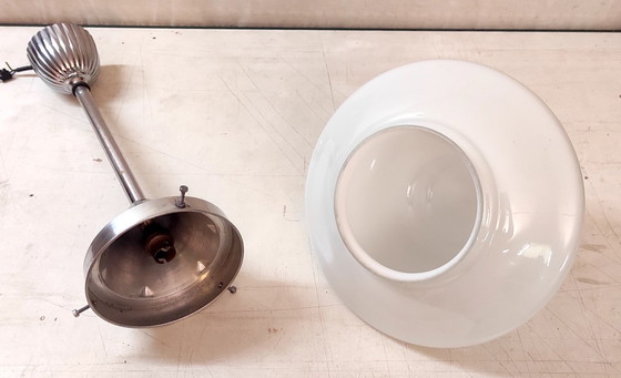 Image 1 of Lampada a sospensione di design Bauhaus con globo opalino - anni '20/'30