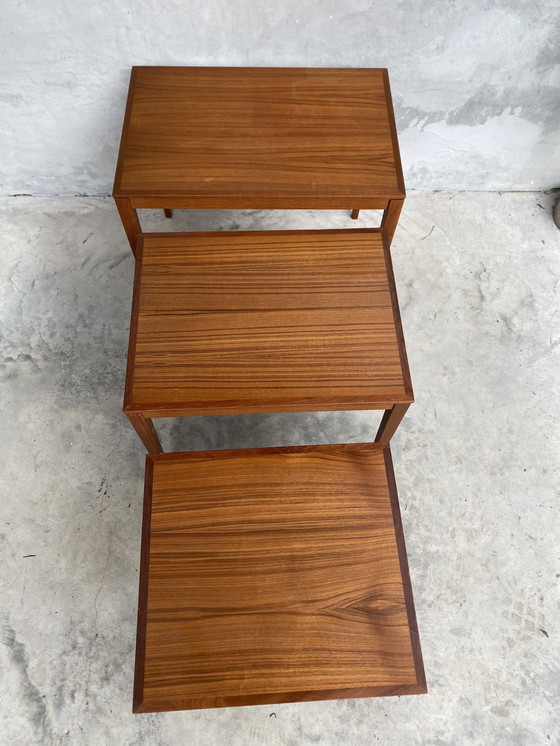 Image 1 of Ensemble de mini tables d'appoint en bois de teck Bent Silberg