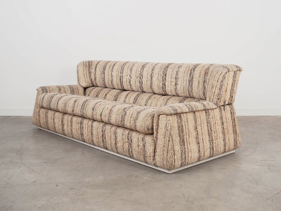Image 1 of Driezitsbank, Italiaans design, jaren 60, gefabriceerd door Saporiti