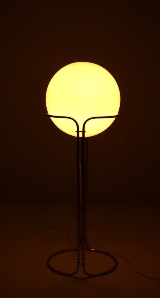 Image 1 of Floor lamp/floor lamp by Atelier Raak, 'Kogellampe', 1970s