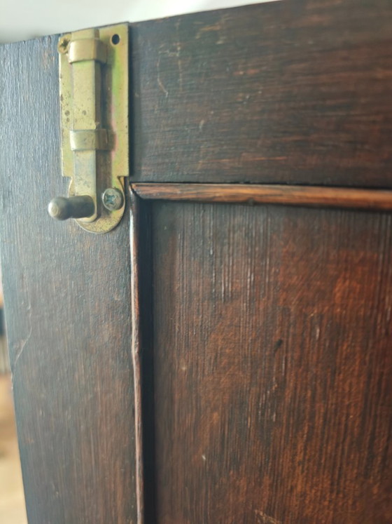 Antiker Buffetschrank / Esszimmerschrank – Buffetschränke, Holz, Eisen (photo 4 of 12)