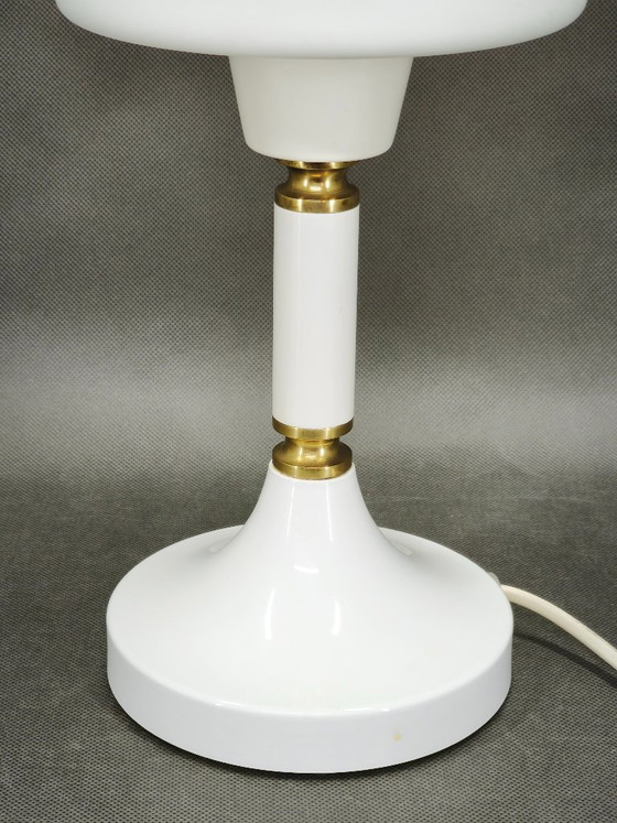 Drukov Opalglas- und Messing-Tischlampe, Tschechoslowakei, 1970er Jahre – Tischlampen, Metal (photo 4 of 9)