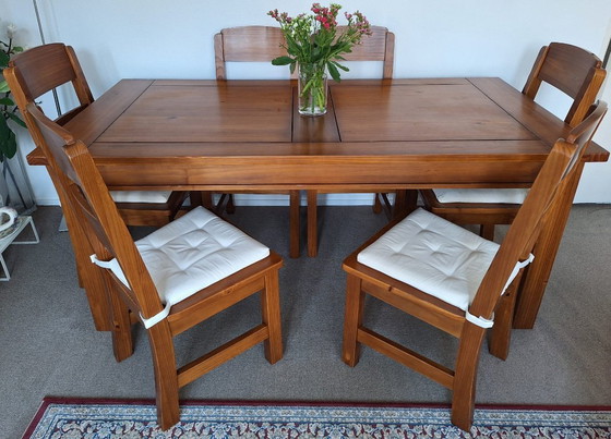 Image 1 of Table à manger en bois massif avec 6 chaises