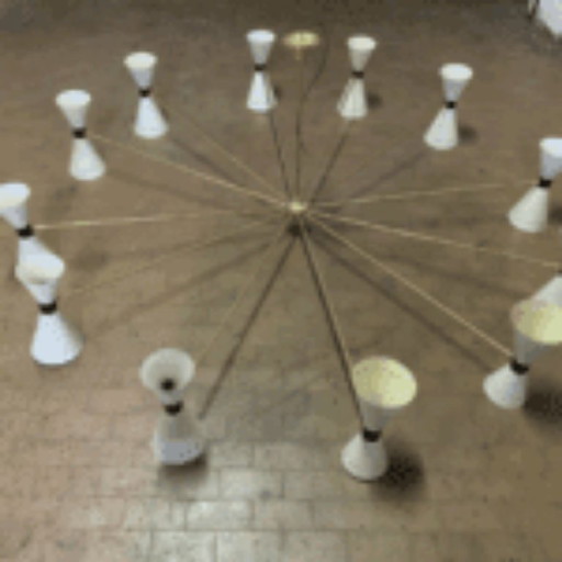Lustre Sputnik avec 12 Bras en Laiton et Abat-jour Blancs