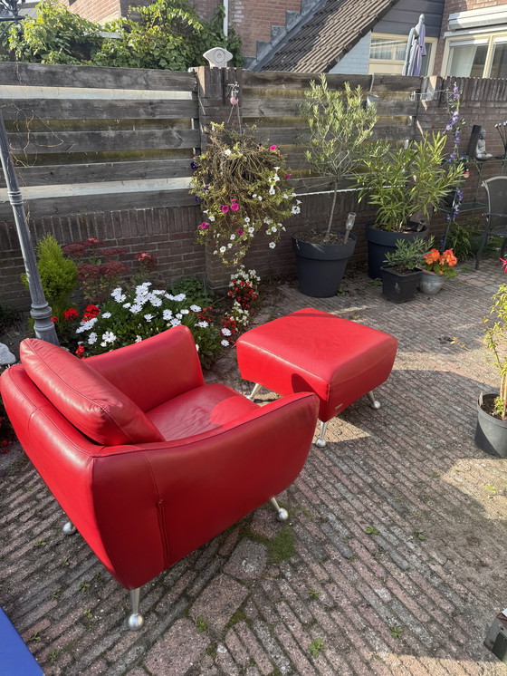 Image 1 of Nicoletti fauteuil met hocker in Italiaans design