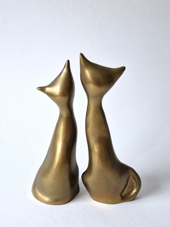 Image 1 of Twee massief koperen katten - 70s