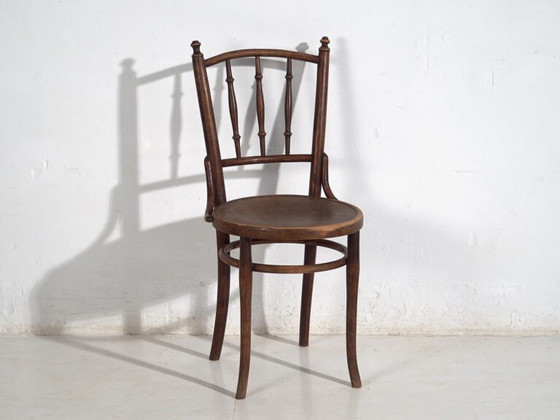 Antique Thonet bentwood chairs (c.1920). Set of 4 pieces #14 – Dining chairs (photo 37 of 40)
