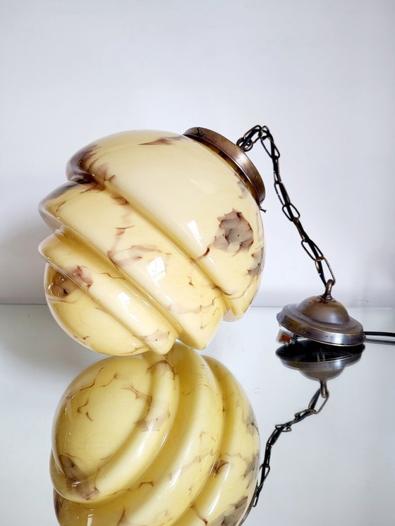 Image 1 of Art deco opaline glazen hanglamp, gemarmerd, messing, jaren 1930