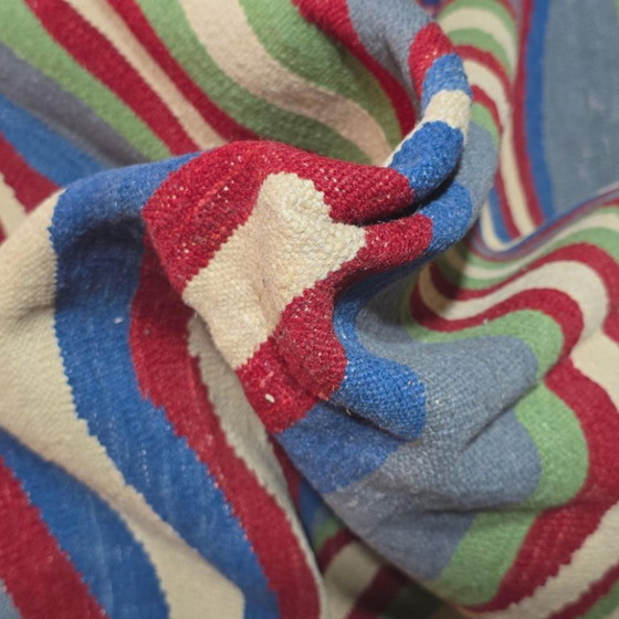 Bridget Riley Cataract 3 Handwoven Wool Tapestry | Op Art | Wool on Cotton | 96.4 × 68.9 in – Rugs & carpets (photo 3 of 9)