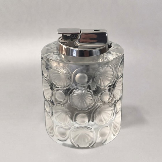 1970s Lalique Crystal "Tokyo" Table Lighter Signed. Made in France, Decorative Objects, Transparent (photo 2 of 10)