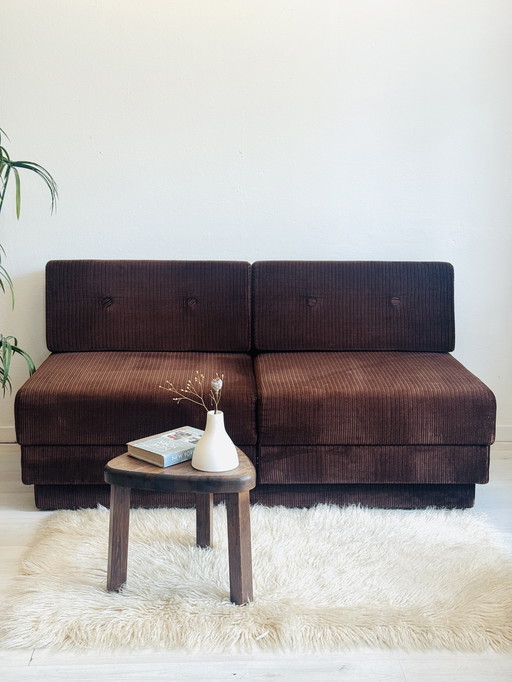 Vintage sofa / sofa bed 1970s brown rib