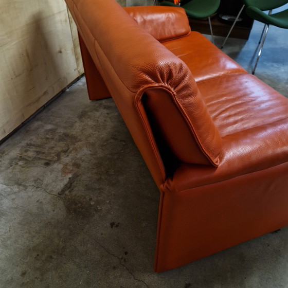 Image 1 of Leolux Bora Béta tweezitsbank leren bank oranje bank