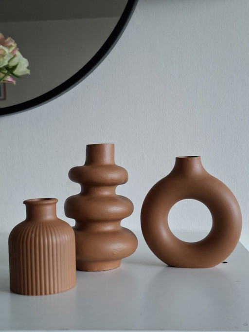Set moderne decoratieve gipsen vazen – minimalistische en elegante interieurdecoratie