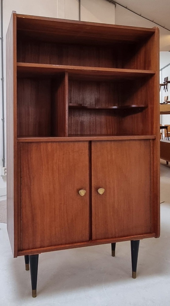 Image 1 of Credenza alta di metà secolo