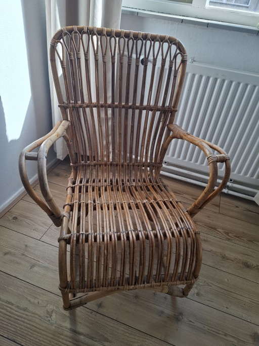 Fauteuil rétro en rotin