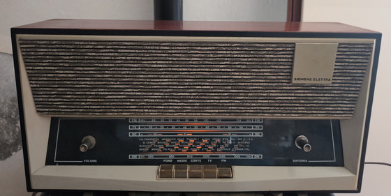 Radio Vintage Siemens Elettra Anni '60 Modernariato Design Retro – Decorazione, Metal, Plastic (photo 5 of 6)