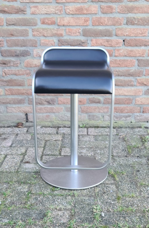 1 Tabouret de bar Lapalma LEM en cuir noir