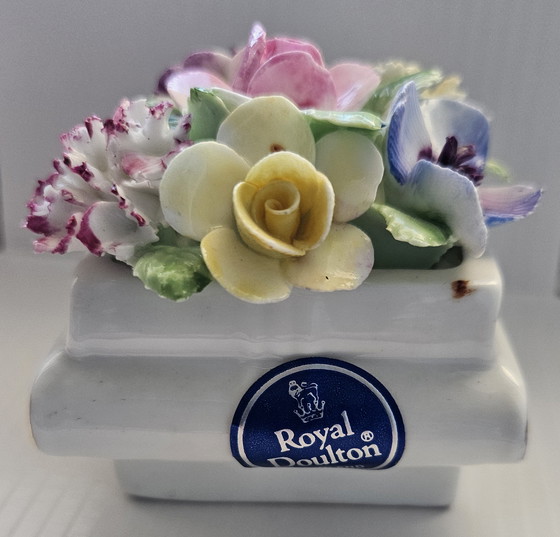 Image 1 of Juego de 3 figuras de porcelana Royal Doulton