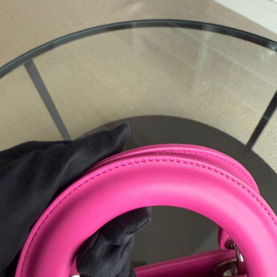 Image 1 of DIOR LADY SMALL - CANNAGE LAMMLEDER BARBIE PINK SILBERNE BESCHLÄGE